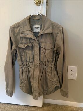 Abercrombie & Fitch Women's Olive Green Utility Field Jacket